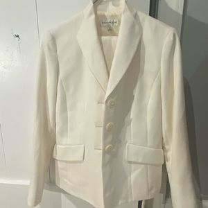 NWT Evan-Picone Cream Suit with slacks - Size 6